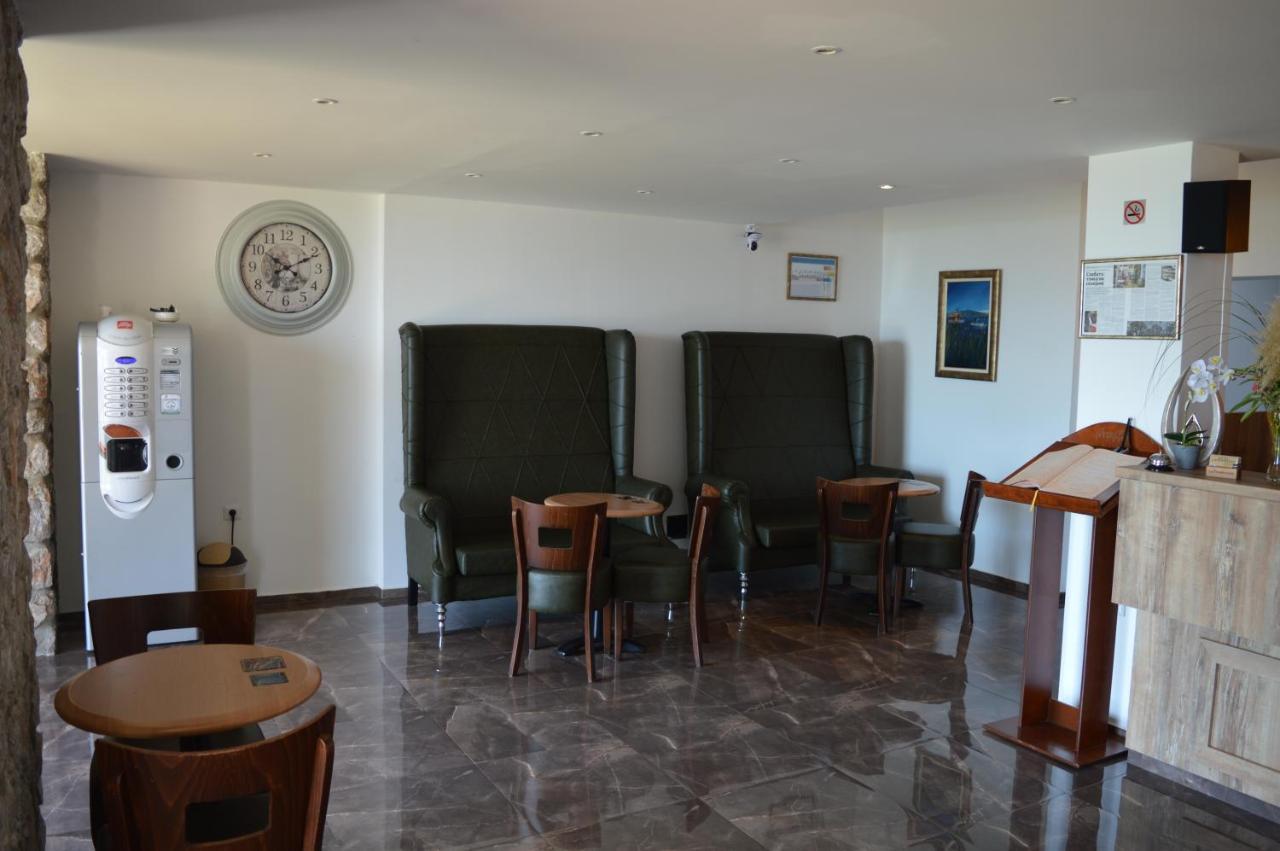 Hotel La Terrazza Dojran Exteriör bild